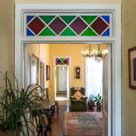 Homestay Donde Conchita, Buhardilla Con Bano Compartido, Cerca Del Aeropuerto Norte