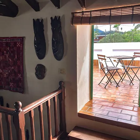 Donde Conchita, Buhardilla Con Bano Compartido, Cerca Del Aeropuerto Norte * La Laguna (Tenerife)