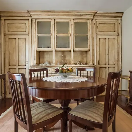 Donde Conchita, Buhardilla Con Bano Compartido, Cerca Del Aeropuerto Norte Homestay