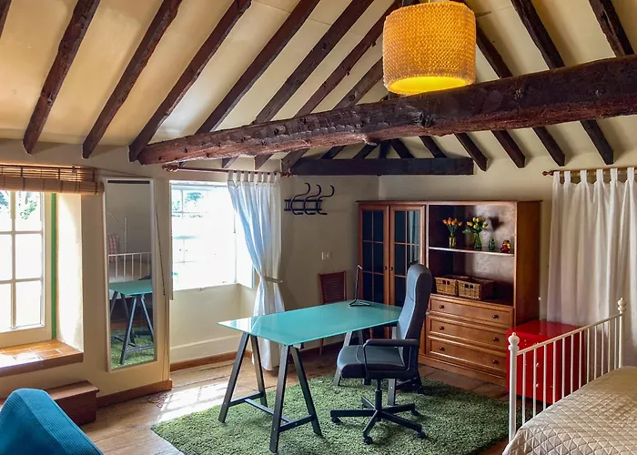 Donde Conchita, Buhardilla Con Bano Compartido, Cerca Del Aeropuerto Norte ホームステイ